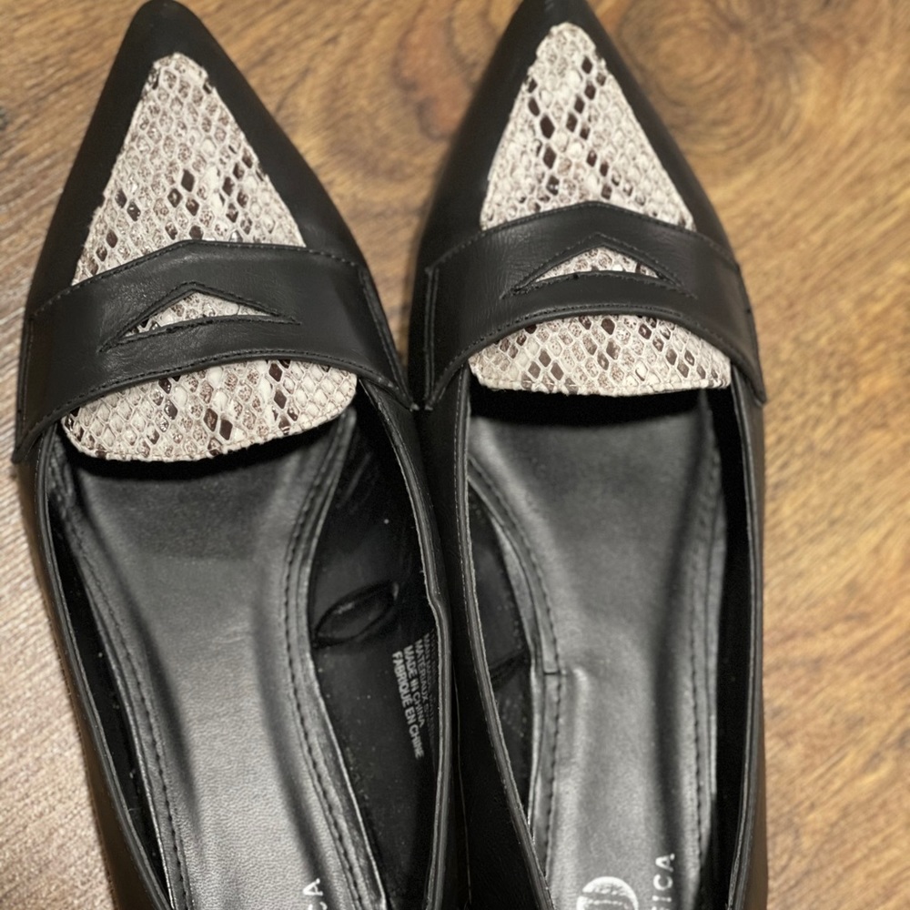 Flats for Women